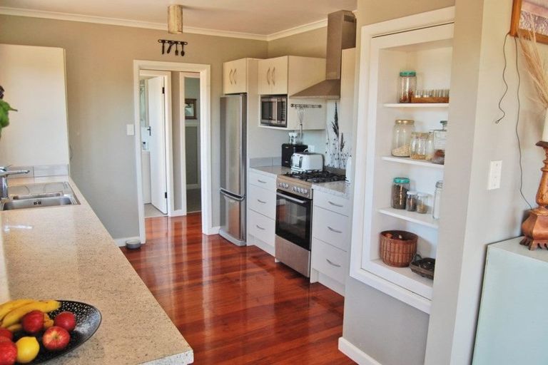 Photo of property in 31 Ranganui Road, Kaiwaka, 0573