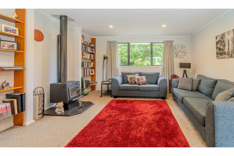 Photo of property in 37 Edkins Road, Kerikeri, 0230