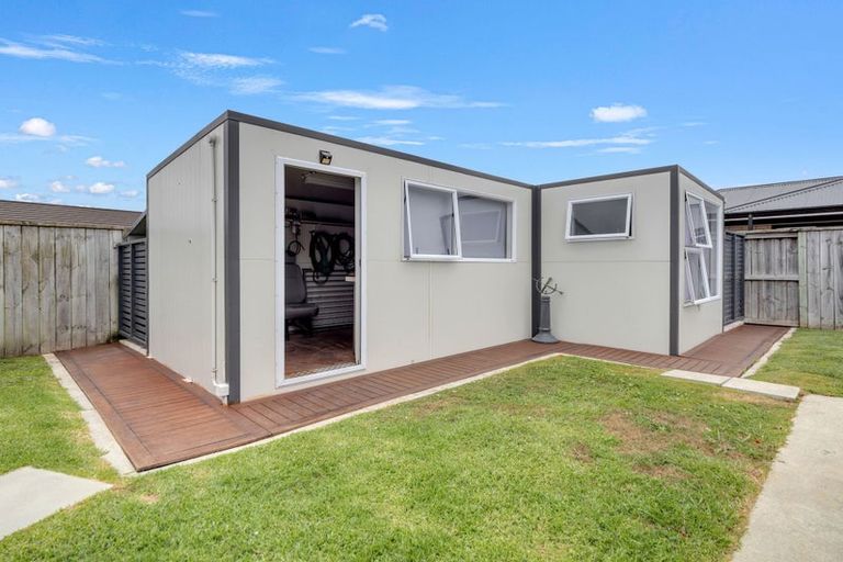 Photo of property in 63 Darlington Street, Ngatea, 3503