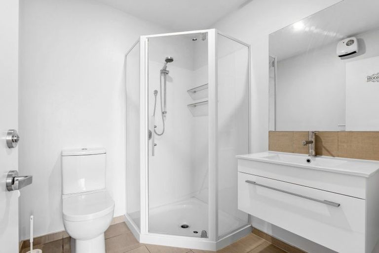 Photo of property in 18 Date Crescent, Aidanfield, Christchurch, 8025