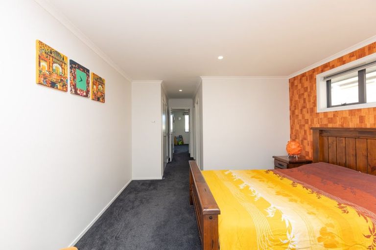 Photo of property in 111 Melksham Drive, Churton Park, Wellington, 6037