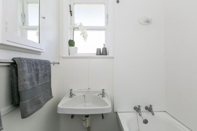 Photo of property in 1012 Kauri Street, Mahora, Hastings, 4120