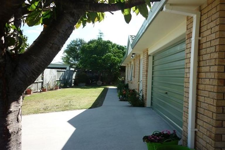 Photo of property in 83 Romana Crescent, Papamoa Beach, Papamoa, 3118