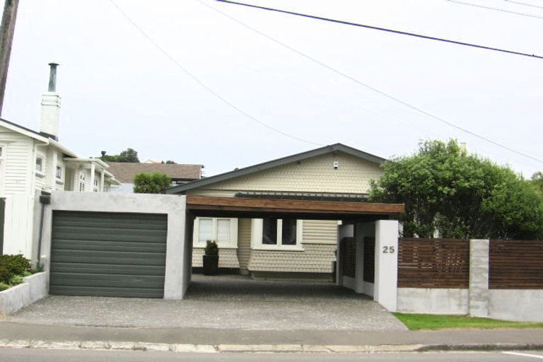 Photo of property in 25 Agra Crescent, Khandallah, Wellington, 6035