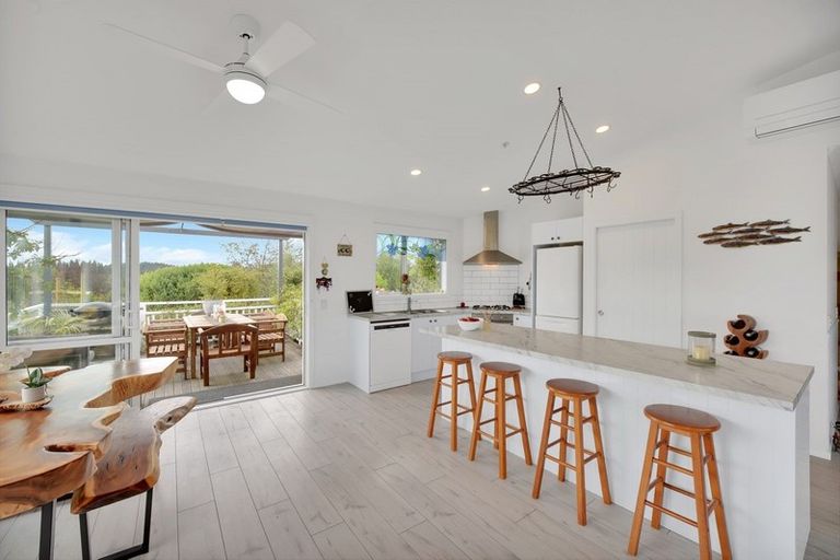 Photo of property in 130 Mytton Heights, Motueka, 7196