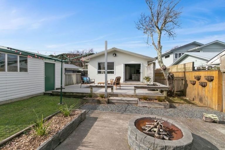 Photo of property in 7 Meremere Street, Wainuiomata, Lower Hutt, 5014