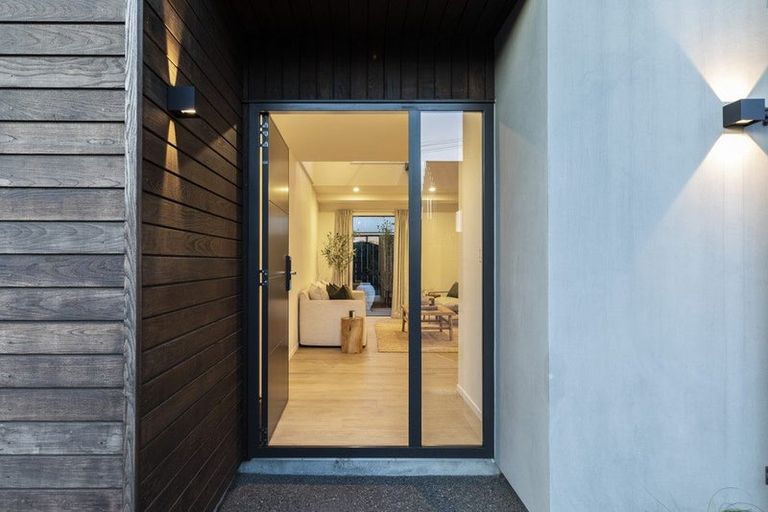 Photo of property in 87 Clare Road, St Albans, Christchurch, 8014