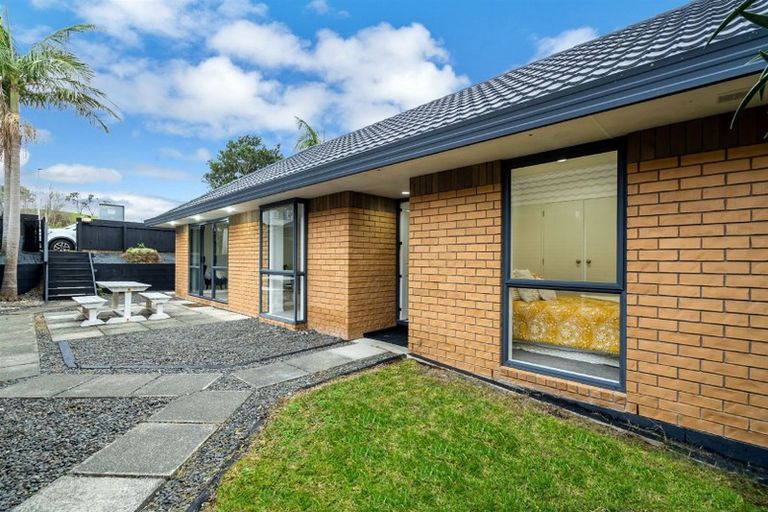 Photo of property in 620/12 Northcross Drive, Oteha, Auckland, 0632
