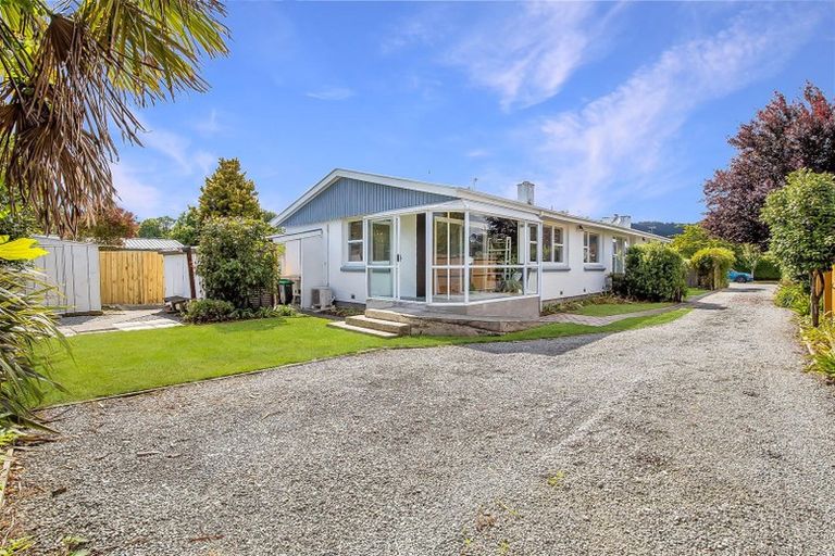 Photo of property in 12b Waiau Street, Cracroft, Christchurch, 8025