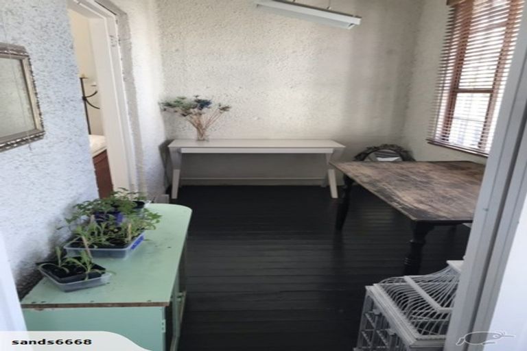 Photo of property in 12 Vigor Brown Street, Napier South, Napier, 4110