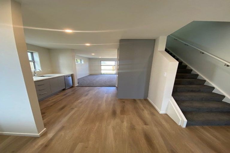 Photo of property in 31 Mcgrath Way, Taita, Lower Hutt, 5011