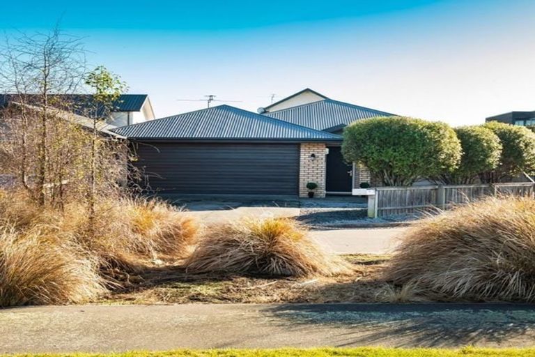 Photo of property in 4 Annies Lane, Aidanfield, Christchurch, 8025