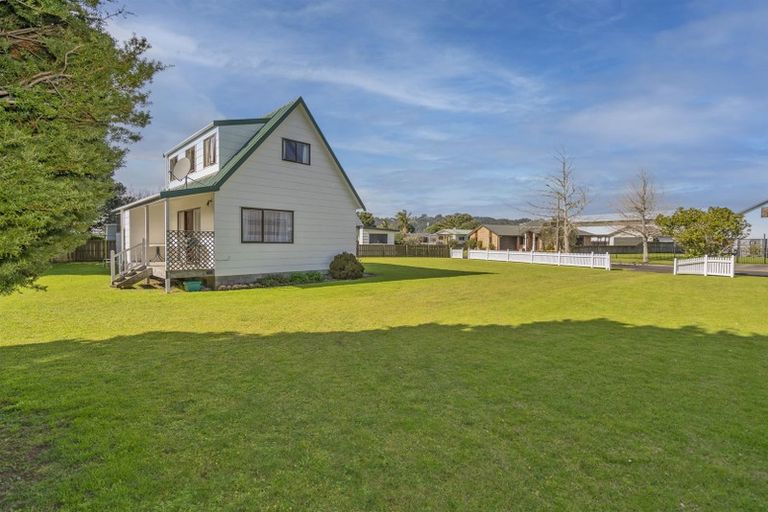 Photo of property in 8 Endeavour Close, Whitianga, 3510