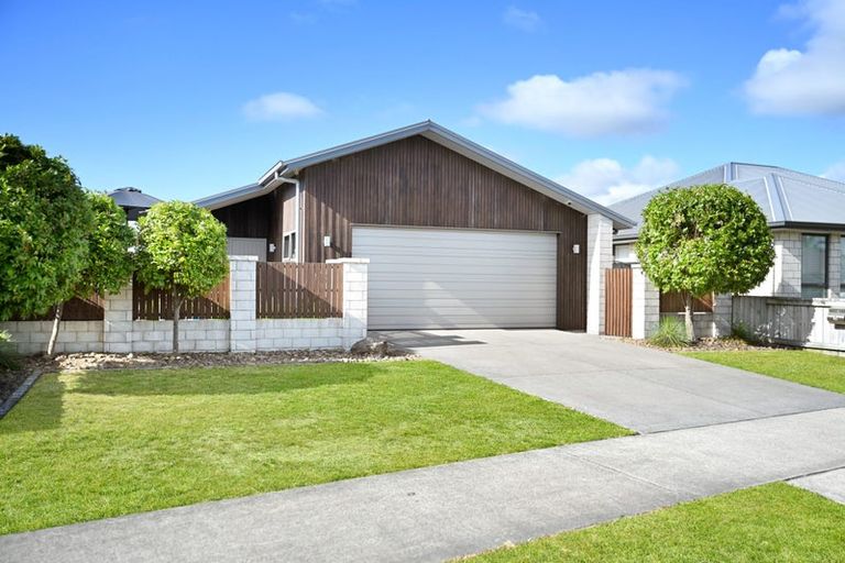 Photo of property in 5 Hebe Crescent, Papamoa Beach, Papamoa, 3118