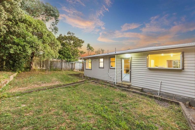 Photo of property in 84 Castor Crescent, Cannons Creek, Porirua, 5024