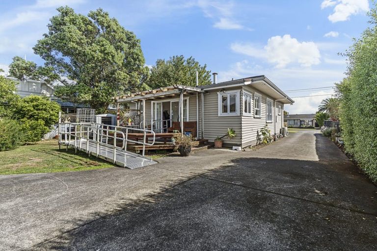 Photo of property in 12 Rawhiti Street, Vogeltown, New Plymouth, 4310
