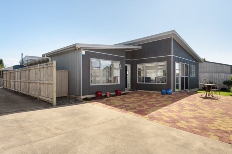 Photo of property in 212 Range Road, Papamoa Beach, Papamoa, 3118