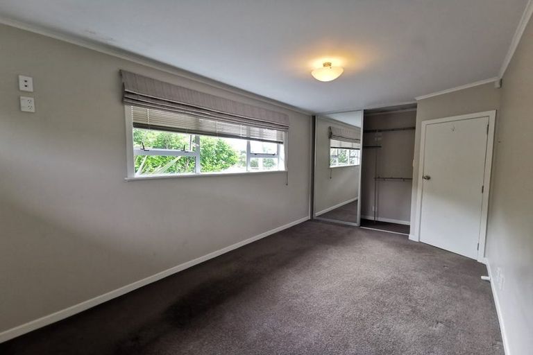 Photo of property in 44 Glengarry Road, Glen Eden, Auckland, 0602