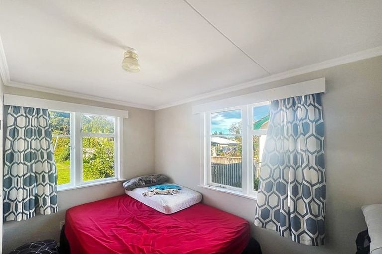 Photo of property in 29 Selwyn Crescent, College Estate, Whanganui, 4500