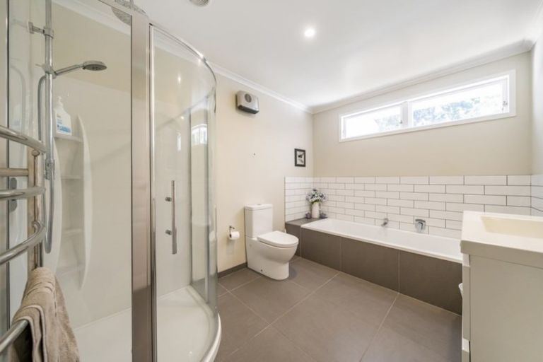 Photo of property in 30 Marlborough Street, Silverstream, Upper Hutt, 5019