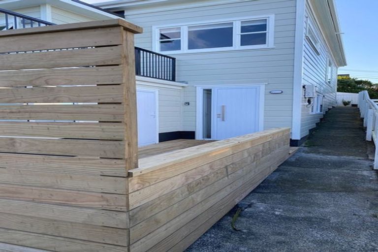 Photo of property in 31 Apuka Street, Brooklyn, Wellington, 6021