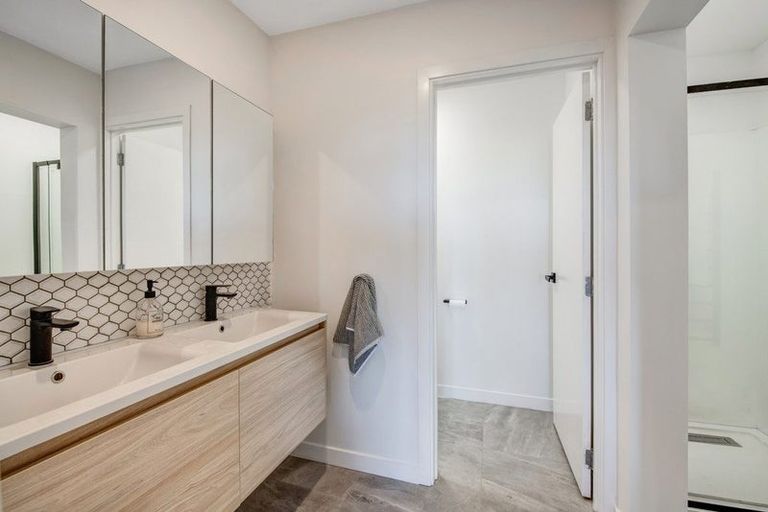 Photo of property in 167 Motutara Road, Muriwai, Waimauku, 0881