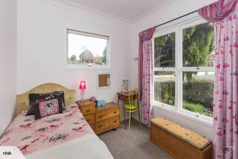 Photo of property in 2/10 Liverpool Street, Papakura, 2110