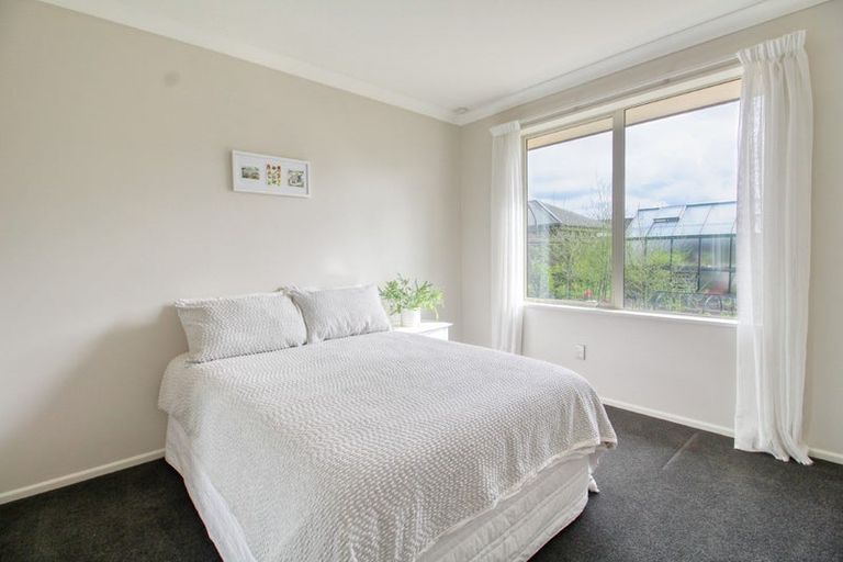 Photo of property in 11 Steane Place, Halswell, Christchurch, 8025