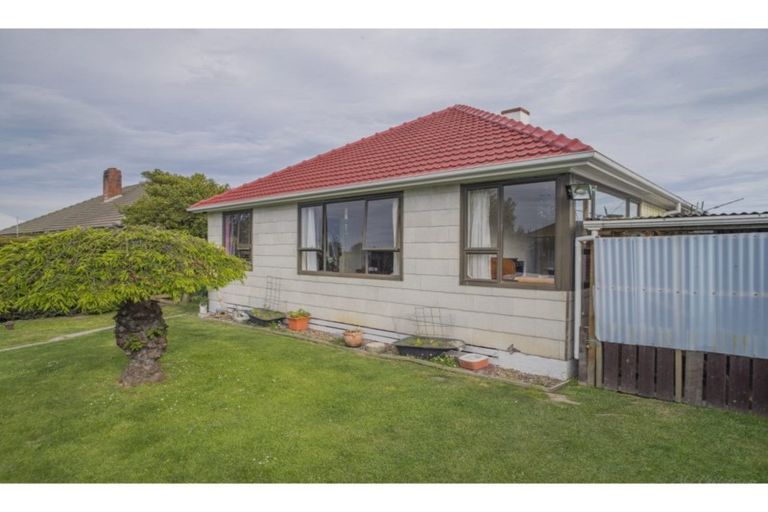 Photo of property in 8 Tay Street, Waimataitai, Timaru, 7910
