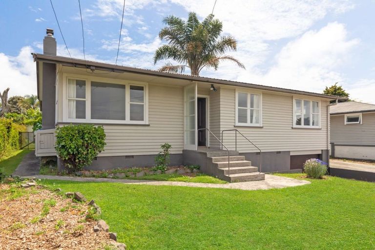 Photo of property in 64 Kingswood Road, Brookfield, Tauranga, 3110