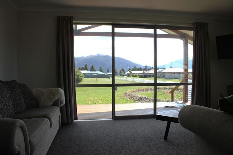 Photo of property in 44 Orbell Crescent, Te Anau, 9679