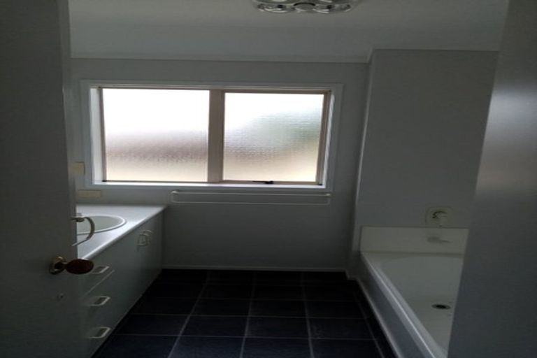 Photo of property in 1 Lochinver Drive, Nawton, Hamilton, 3200