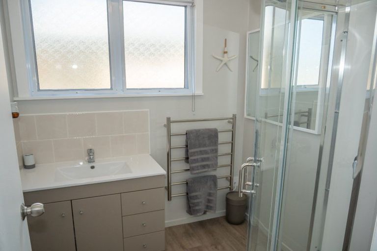 Photo of property in 28 Berghan Road, Coopers Beach, 0420