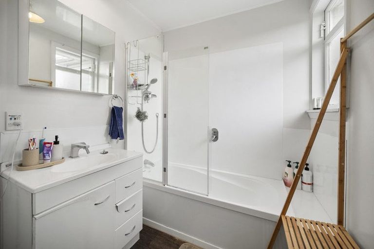 Photo of property in 25 Tuckers Road, Redwood, Christchurch, 8051