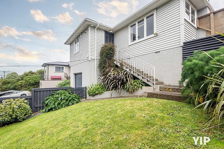 Photo of property in 73 Ohariu Road, Johnsonville, Wellington, 6037