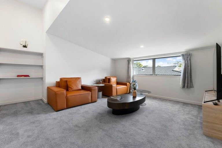 Photo of property in 32b Gulf View Road, Murrays Bay, Auckland, 0630