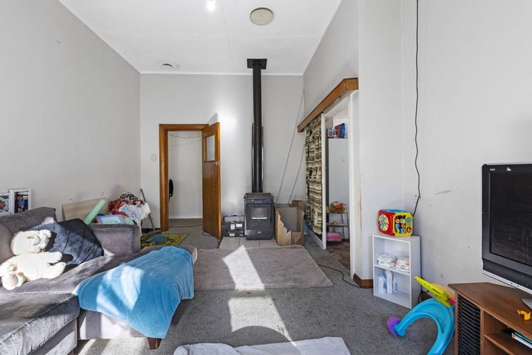 Photo of property in 64 Puriri Street, Hawera, 4610