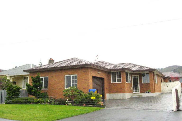 Photo of property in 15 Blackman Avenue, Sawyers Bay, Port Chalmers, 9023