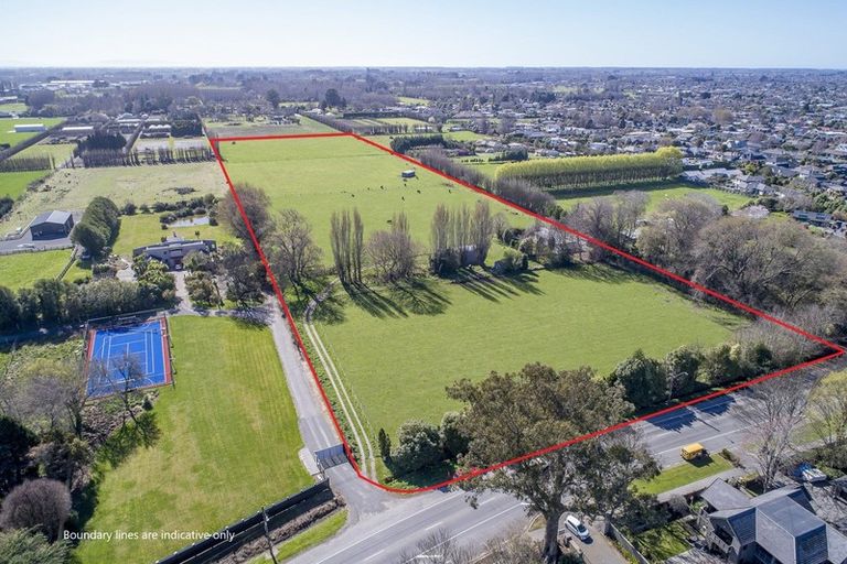 Photo of property in 544 Harewood Road, Harewood, Christchurch, 8051