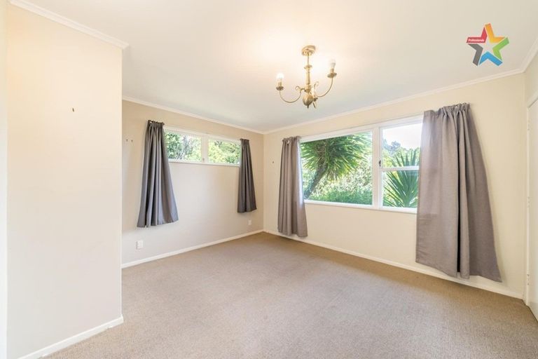 Photo of property in 9 Damian Grove, Waterloo, Lower Hutt, 5011