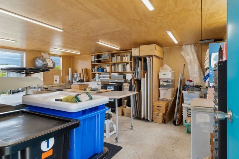 Photo of property in 2 Hinau Place, Lansdowne, Masterton, 5810