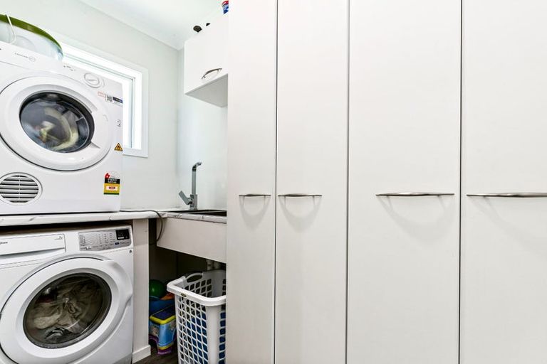 Photo of property in 16 Kohe Street, Parahaki, Whangarei, 0112