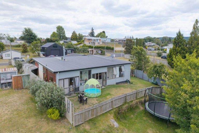 Photo of property in 6 Konini Terrace, Mangakino, 3421