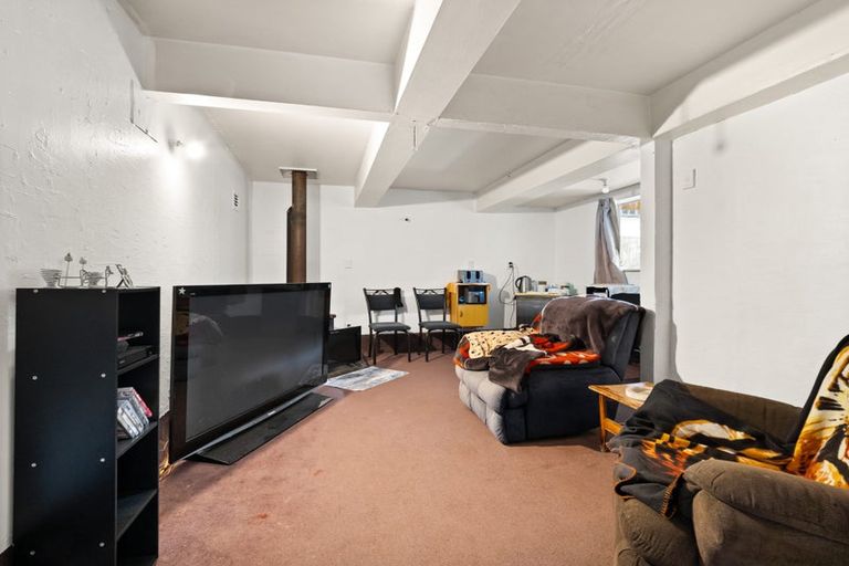 Photo of property in 406 South Road, Caversham, Dunedin, 9012