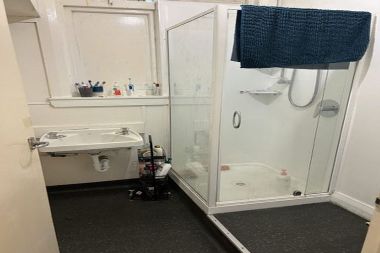 Photo of property in 6 Maurice Terrace, Te Aro, Wellington, 6011