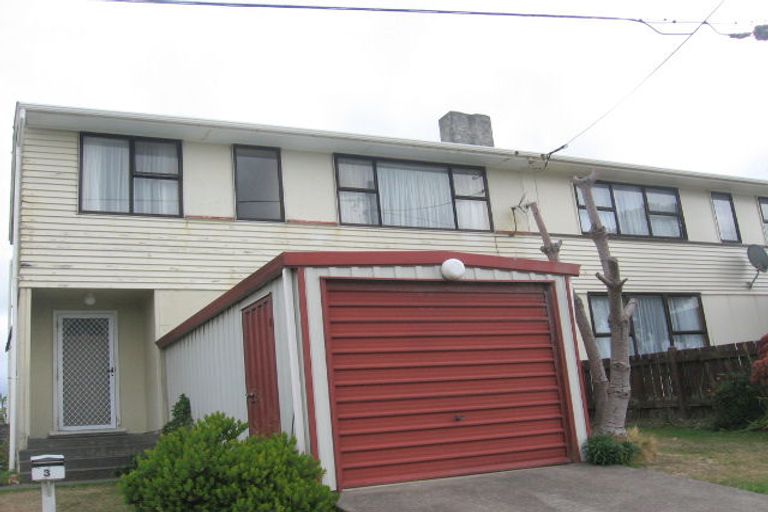 Photo of property in 3 Nuku Street, Strathmore Park, Wellington, 6022