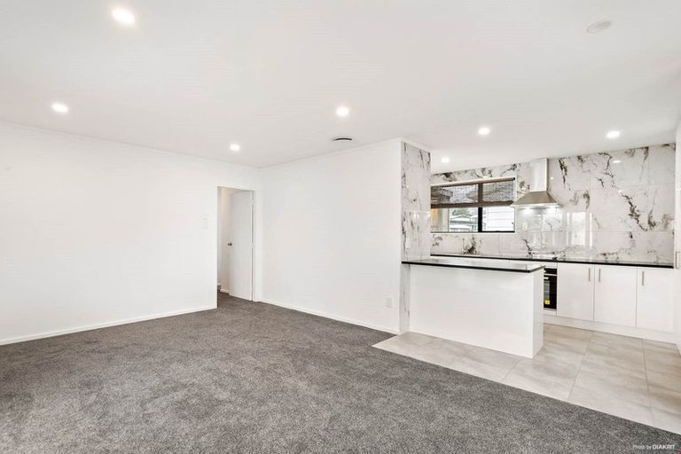 Photo of property in 67b Redcrest Avenue, Red Hill, Papakura, 2110