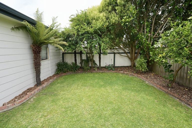 Photo of property in 43 College Street, Awapuni, Palmerston North, 4412