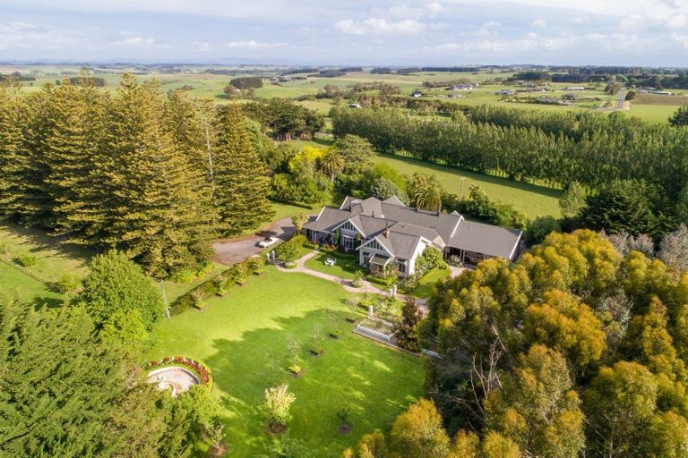 Photo of property in Greenlea, 310 Mount Biggs Road, Halcombe, Feilding, 4779