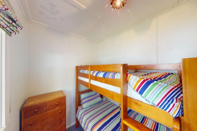 Photo of property in 647 Waitarere Beach Road, Waitarere Beach, Levin, 5510